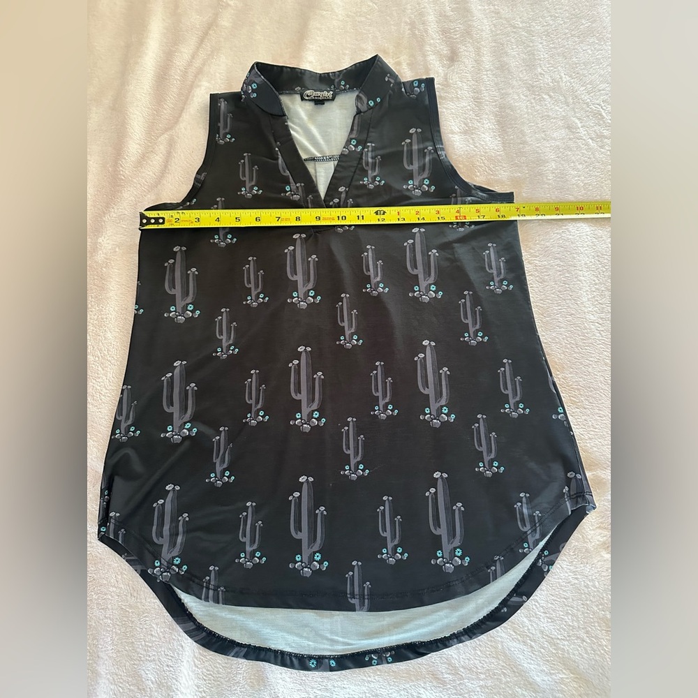 Cowgirl Hardware Black Sleeveless V-Neck Cactus Print Top - Picture 7 of 9